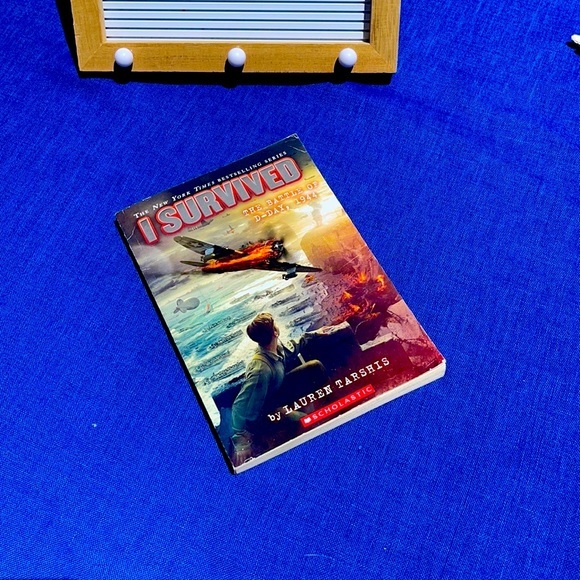 I Survived the Battle of D-Day, 1944. 
Preowned… see photos for details - Picture 1 of 3